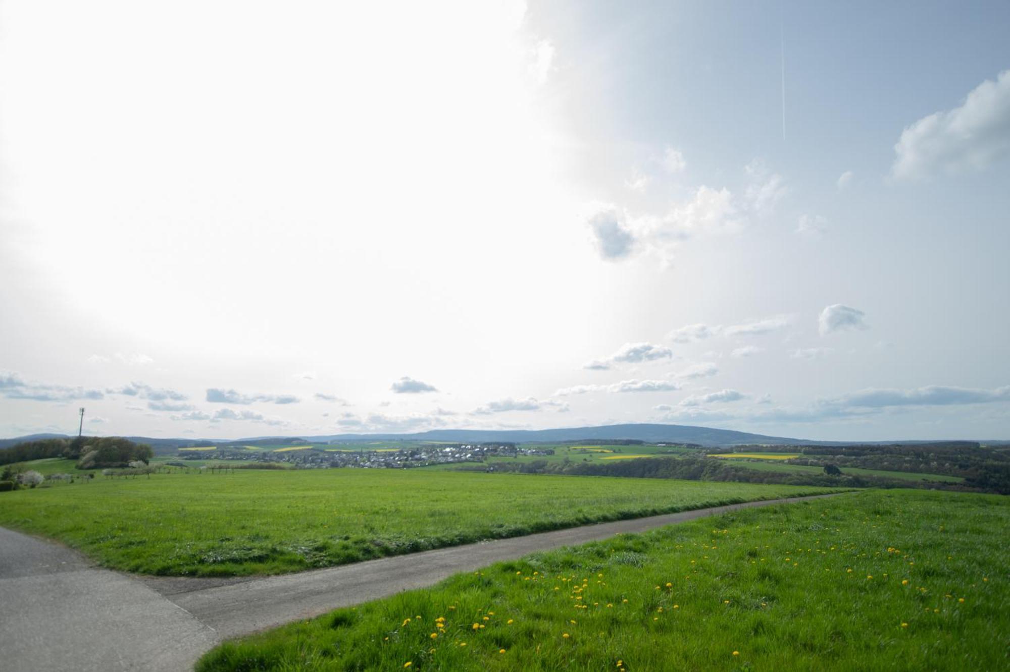 Moderne Wohnung Mit Panorama Schneppenbach Kültér fotó